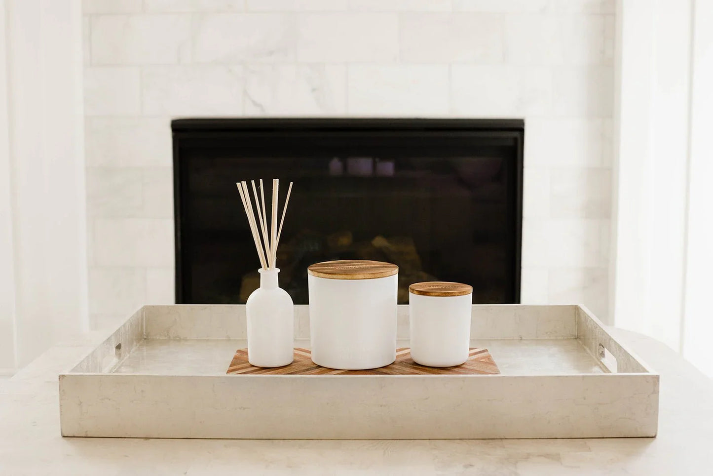 White Sands 3 Wick Candle - Sea Salt, Jasmine, Dark Musk, Amber & Mandarin - The Roosevelts Candle Co.